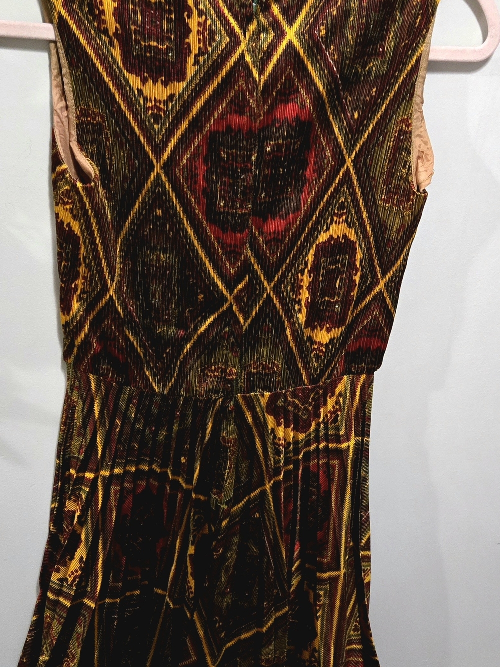 Vintage 70s Pleated Midi Dress in Brown & Gold - Picture 6 of 8